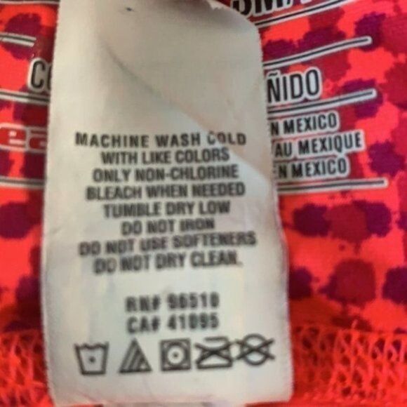 Under Armour Women Neon Capri Leggings Size SM/P/P - Picture 6 of 7